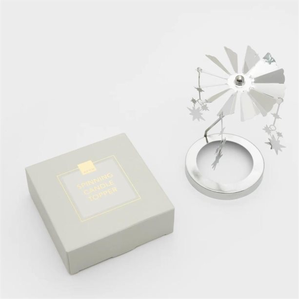 Ornament rotativ cu stele pentru lumânări